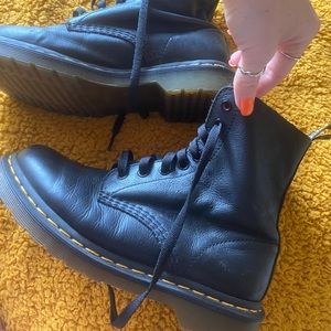 Dr. Marten pascal Virginia 8-eye combat boot